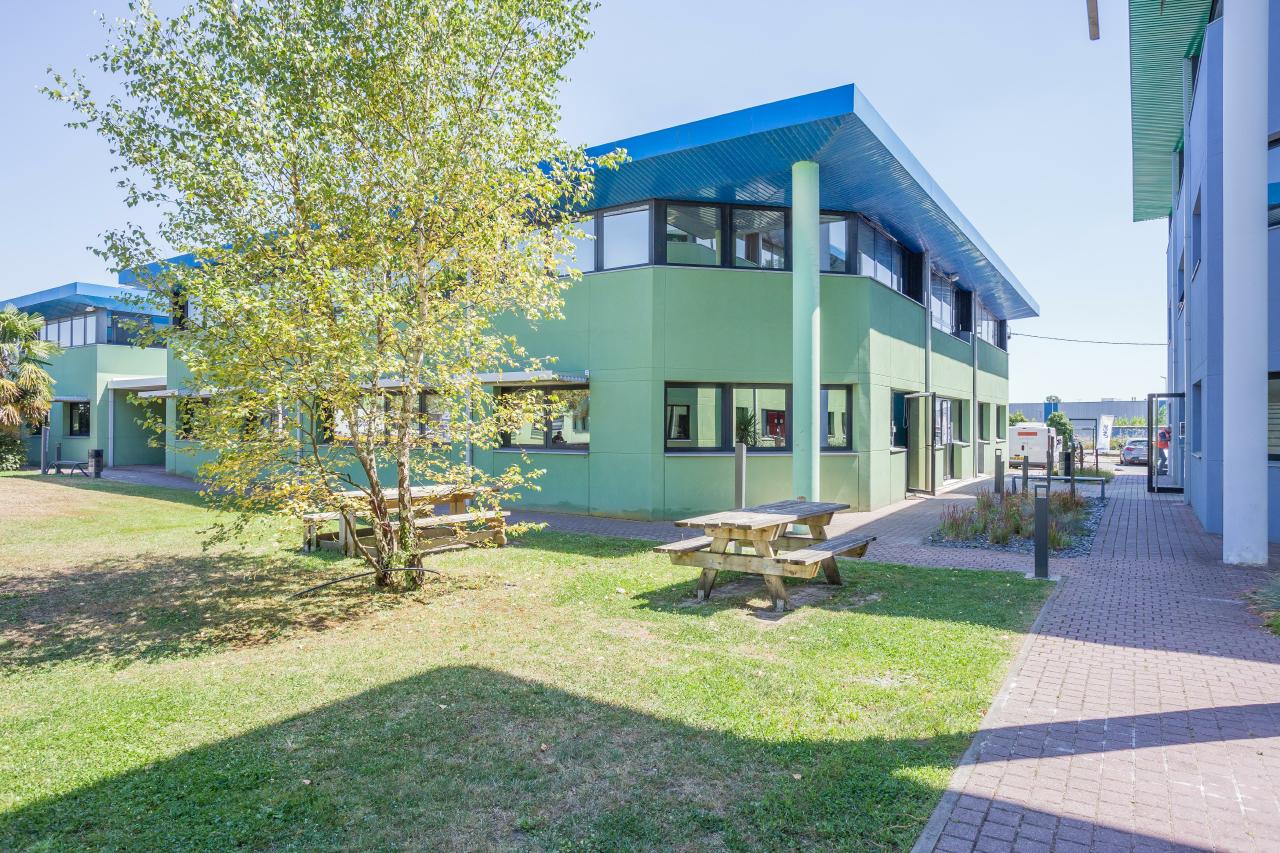 Bureau Canéjan 1196m² Location bureau Canéjan Gironde OLBUR2001644 1